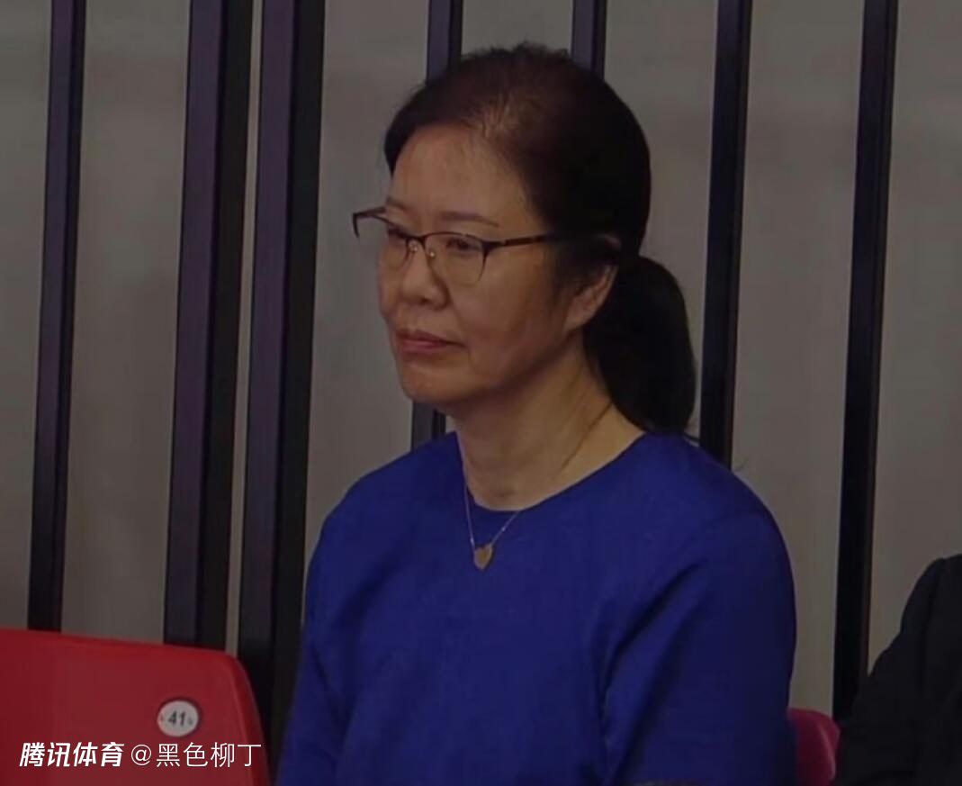 一个上添下边一个下边念