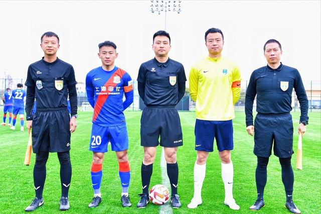 2022国产情侣真实露脸在线