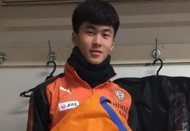 我和岳m愉情xxxⅹ视频