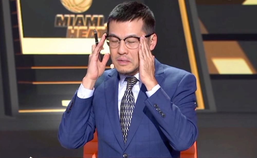 用力挺进她的花苞啊~太深了