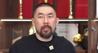 杰登·艾维
